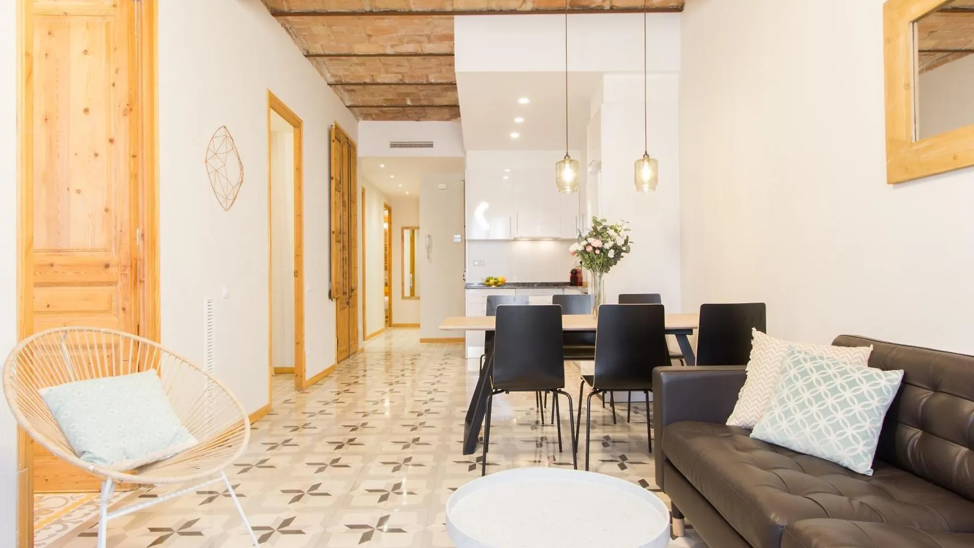 Novus Homes Barcelona Gracia contacts